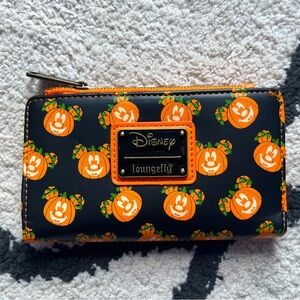 LOUNGEFLY DISNEY HALLOWEEN WALLET